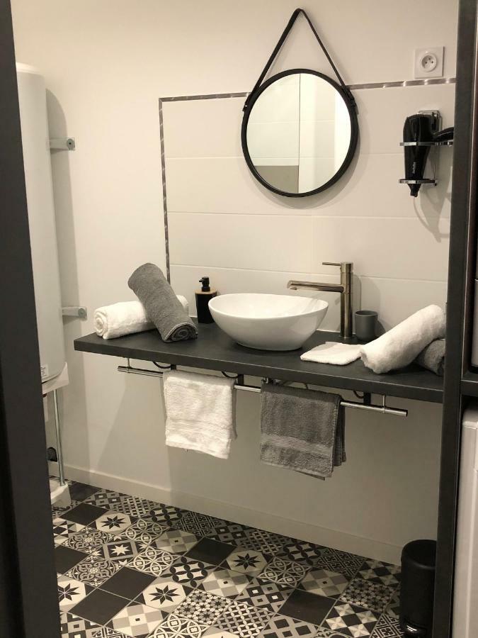 Apartament Le Petit Chez Soi Calais Zewnętrze zdjęcie